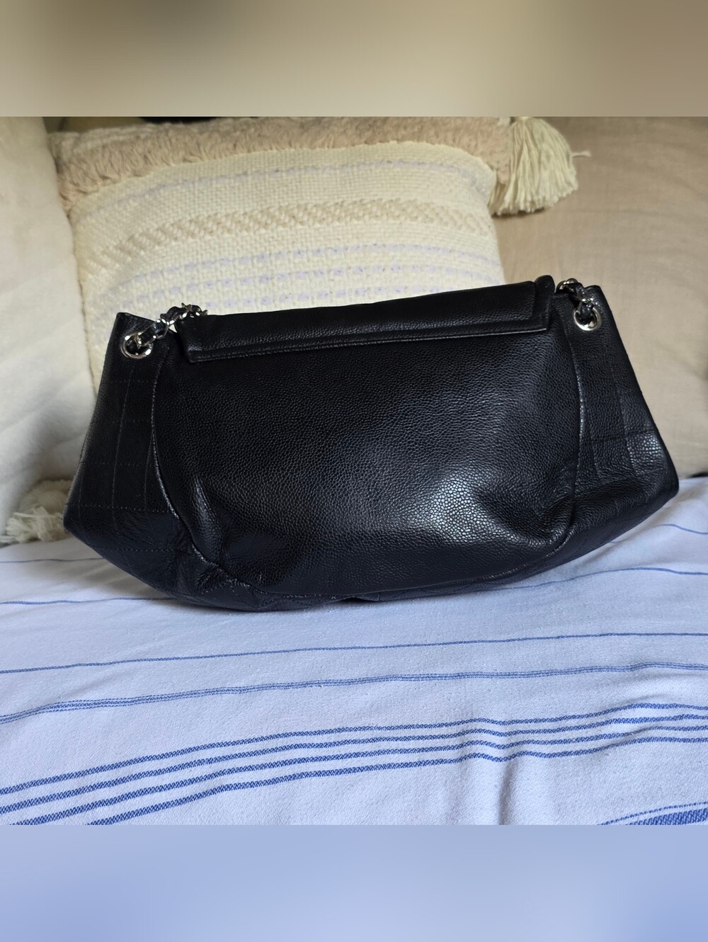Chanel Half Moon Large Flap Bag in black caviar leather with silver-tone - Picture 3 of 11